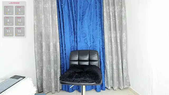 Alannis Blue1 online show from June 18, 2026, 5:51 pm