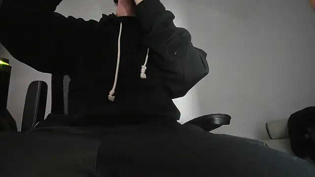 s sven03 online show from November 13, 2025, 10:46 pm