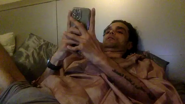 Snapshot of GForceSavage chatting on November 3, 2025, 9:18 pm GForceSavage online show from November 3, 2025, 9:18 pm