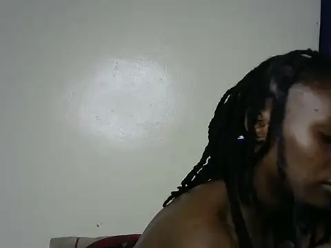 Snapshot of Rasta_tattooed chatting on September 19, 2025, 4:33 pm Rasta tattooed online show from September 19, 2025, 4:33 pm