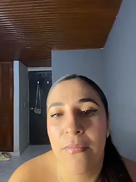 Taylortits online show from May 8, 2026, 12:53 pm