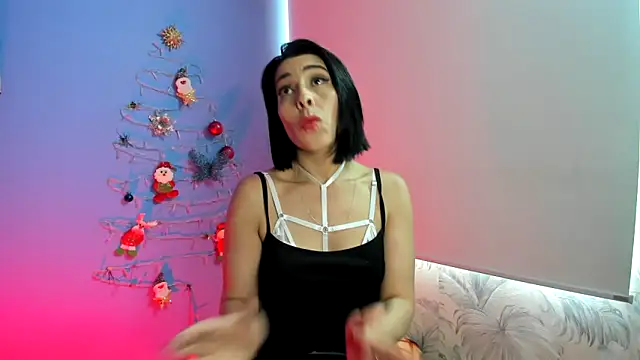 Snapshot of AdelleLennox_cg chatting on December 21, 2024, 2:37 pm AdelleLennox cg online show from December 21, 2024, 2:37 pm