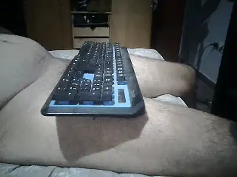Snapshot of Luchi_pijagorda chatting on January 24, 2025, 6:24 am Luchi pijagorda online show from January 24, 2025, 6:24 am