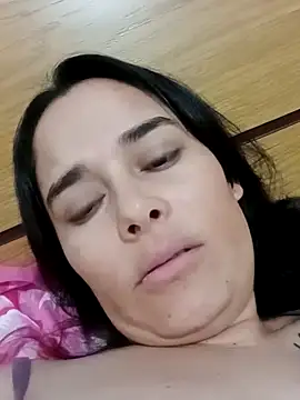 Amelia1  online show from September 13, 2025, 3:39 am