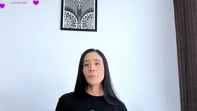 VeronicaTonu online show from February 14, 2026, 2:06 pm