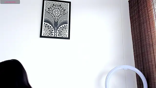 VeronicaTonu online show from February 21, 2026, 1:02 pm