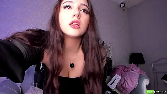 Snapshot of JennyFerguson chatting on October 28, 2025, 6:18 pm JennyFerguson online show from October 28, 2025, 6:18 pm