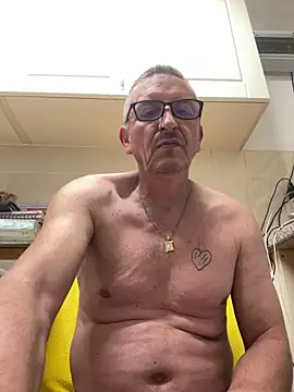 ElenaBebe online show from November 2, 2025, 4:28 am