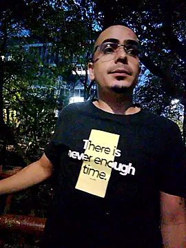 Snapshot of FeloBad chatting on June 3, 2026, 11:31 pm FeloBad online show from June 3, 2026, 11:31 pm