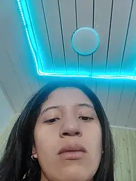 angelie 3 online show from October 22, 2025, 4:34 am