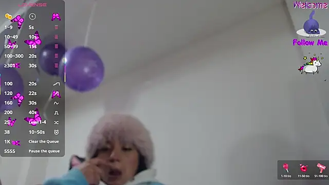 angelie 3 online show from November 11, 2025, 3:01 am