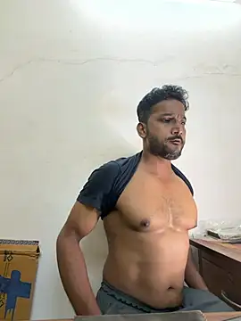 Snapshot of rabikumar1900 chatting on May 1, 2026, 6:35 pm rabikumar1900 online show from May 1, 2026, 6:35 pm