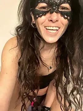 Snapshot of EmySkinny85 chatting on February 19, 2026, 4:04 pm EmySkinny85 online show from February 19, 2026, 4:04 pm