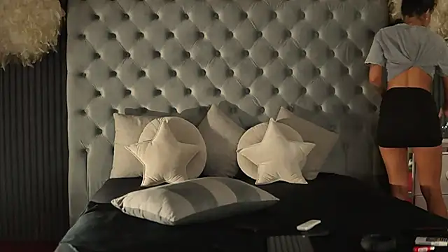 Snapshot of AmelyNoir chatting on March 21, 2025, 11:56 pm AmelyNoir online show from March 21, 2025, 11:56 pm