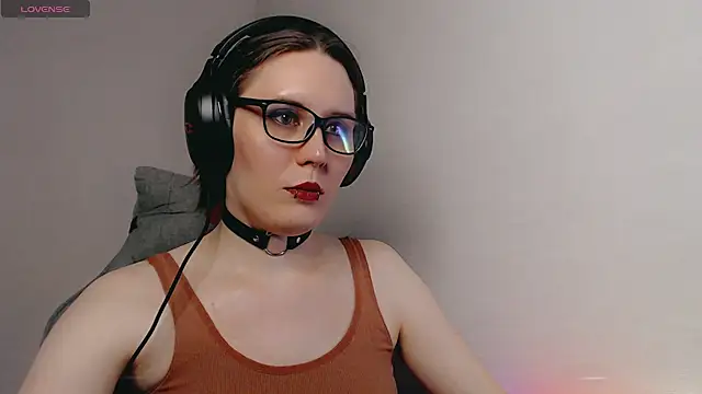 tracy cooper online show from January 30, 2025, 8:42 pm