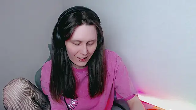 tracy cooper online show from January 11, 2025, 12:01 am