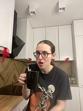 MartiniiSelenna online show from March 17, 2026, 6:49 am