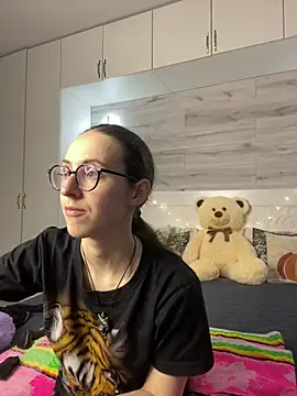MartiniiSelenna online show from June 2, 2026, 5:51 am