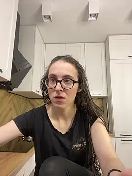 MartiniiSelenna online show from October 22, 2025, 6:02 am