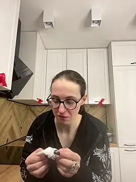 MartiniiSelenna online show from February 5, 2026, 6:31 am