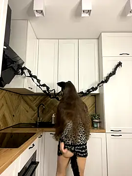 MartiniiSelenna online show from October 28, 2025, 6:56 am