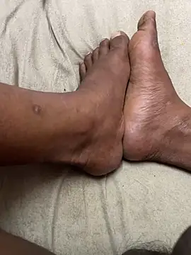 Snapshot of Yours_Teluguboii chatting on February 5, 2026, 5:03 am Yours Teluguboii online show from February 5, 2026, 5:03 am