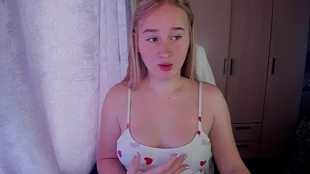 KeiraNight online show from September 14, 2025, 3:29 am