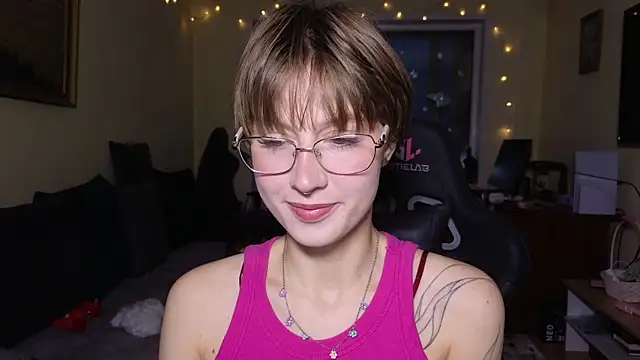 MalvinaBlum online show from January 14, 2026, 2:04 am