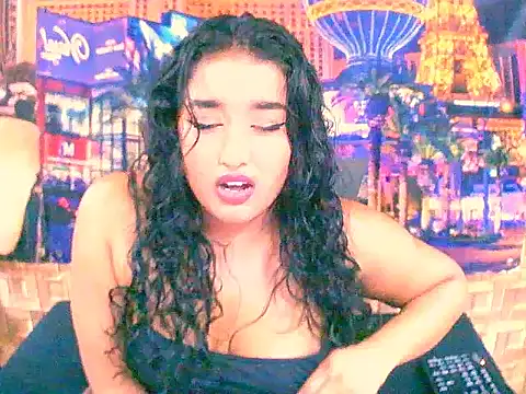 Snapshot of IndianAngel4u chatting on September 19, 2025, 5:44 am IndianAngel4u online show from September 19, 2025, 5:44 am