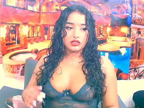 Snapshot of IndianAngel4u chatting on December 2, 2025, 5:20 am IndianAngel4u online show from December 2, 2025, 5:20 am