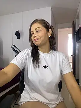 Snapshot of Anto_Naranjo chatting on March 5, 2025, 1:17 pm Anto Naranjo online show from March 5, 2025, 1:17 pm