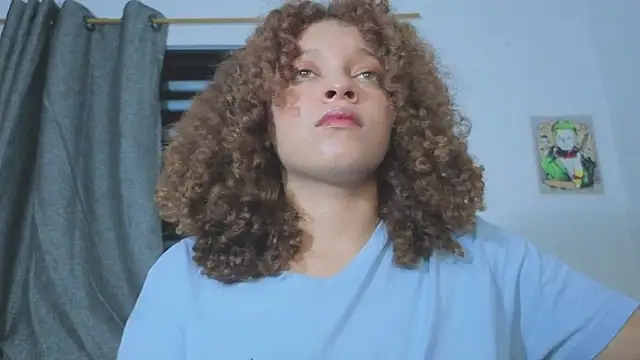 Snapshot of Ada_gales_ chatting on February 12, 2026, 4:01 am Ada gales online show from February 12, 2026, 4:01 am