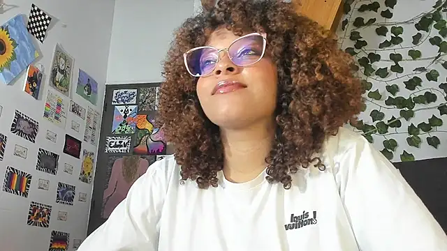 Ada gales  online show from December 19, 2024, 12:45 am