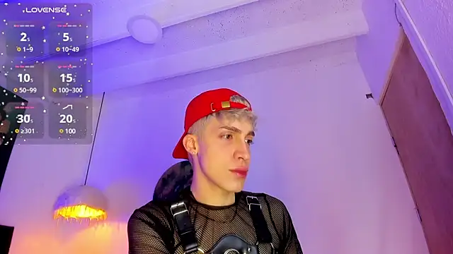 Snapshot of Angel_Snowhotxxx chatting on March 20, 2025, 11:27 am Angel Snowhotxxx online show from March 20, 2025, 11:27 am