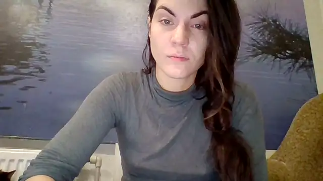 AliceTailor online show from December 4, 2025, 1:10 pm