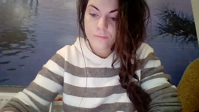 AliceTailor online show from November 19, 2025, 2:39 pm