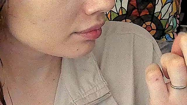 IceDanielles online show from November 16, 2025, 1:38 pm