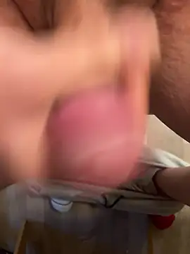 Snapshot of Fatswissassload chatting on January 14, 2025, 4:08 pm Fatswissassload online show from January 14, 2025, 4:08 pm