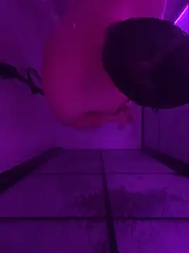 Snapshot of Fatswissassload chatting on January 13, 2025, 5:33 am Fatswissassload online show from January 13, 2025, 5:33 am