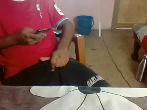 Snapshot of PlayBoy0299 chatting on December 6, 2024, 7:37 am PlayBoy0299 online show from December 6, 2024, 7:37 am