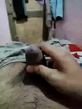 Snapshot of PlayBoy0299 chatting on February 2, 2025, 4:37 am PlayBoy0299 online show from February 2, 2025, 4:37 am