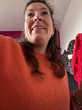 Lwhite1 online show from March 23, 2026, 4:40 pm