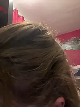 Lwhite1 online show from October 16, 2025, 10:29 pm