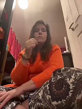 Lwhite1 online show from March 21, 2025, 12:40 am