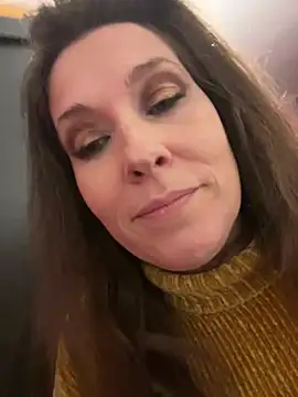 Lwhite1 online show from March 18, 2025, 12:51 am