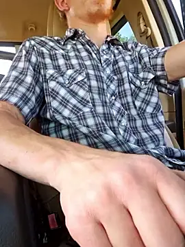 Snapshot of REDHAMMER_ chatting on September 30, 2025, 8:37 pm REDHAMMER  online show from September 30, 2025, 8:37 pm