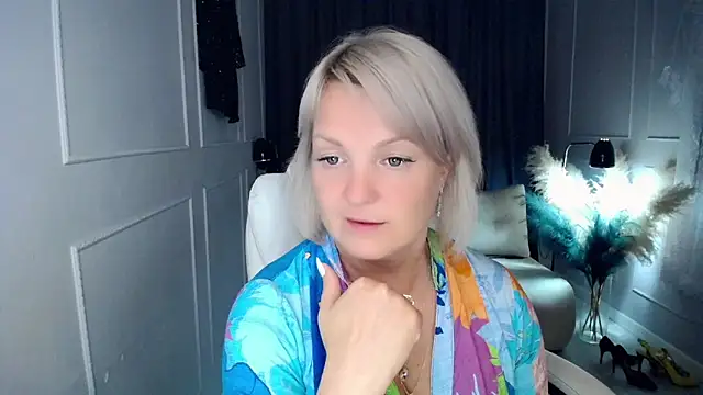 Snapshot of Juarnea chatting on May 30, 2026, 5:40 pm Juarnea online show from May 30, 2026, 5:40 pm