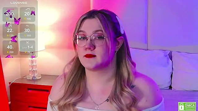 Nancy Mooree online show from October 6, 2025, 1:01 pm