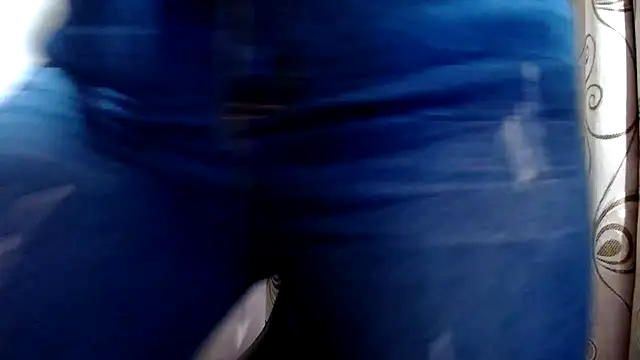 merlinaadams  online show from March 11, 2025, 2:10 am