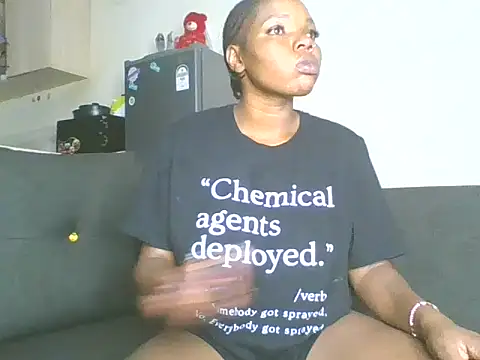 Snapshot of sweet_bigclit chatting on February 5, 2026, 5:03 am sweet bigclit online show from February 5, 2026, 5:03 am